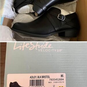 Women’s Life Stride boot